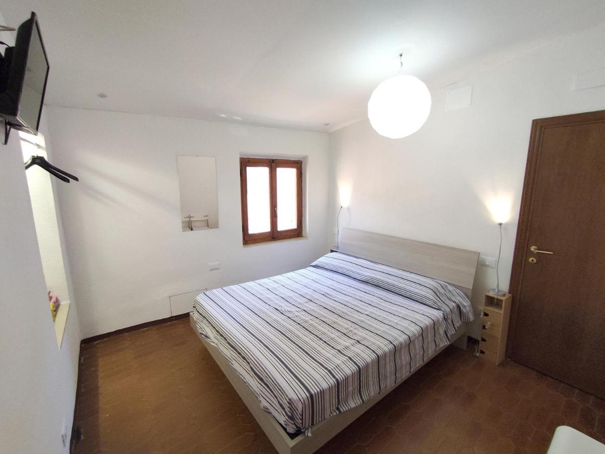 Casa Via Della Rocca Luna Poggibonsi Bagian luar foto